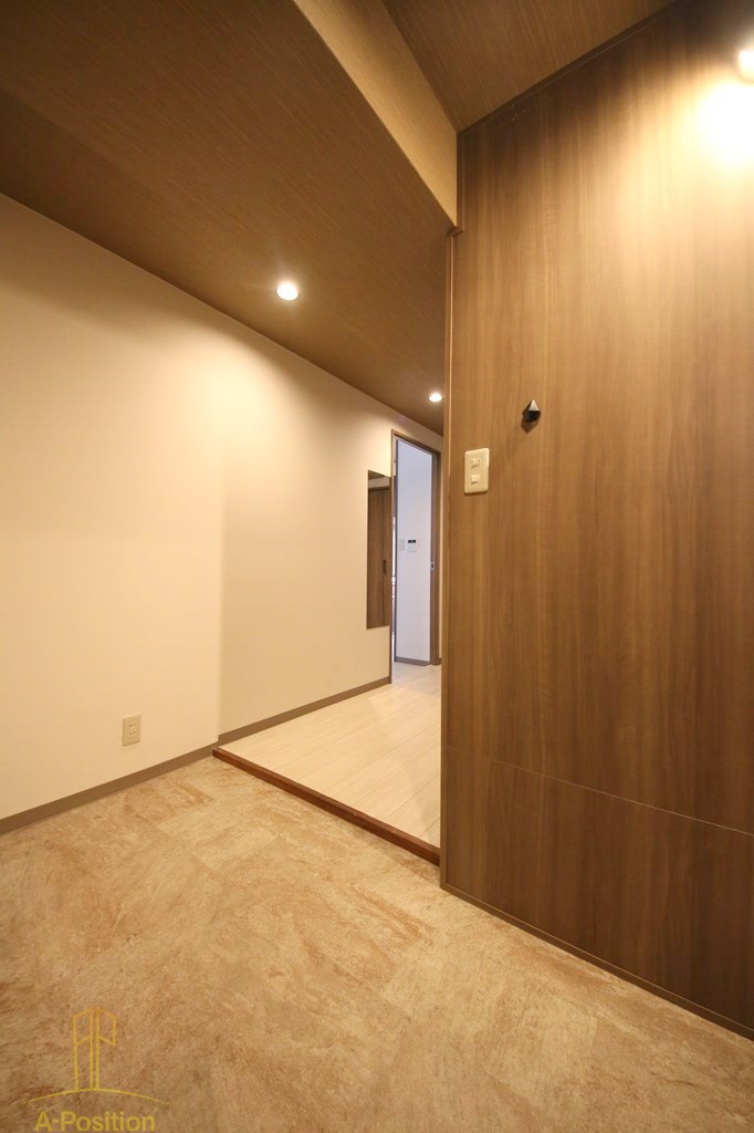 玄関　インプルーブ天六