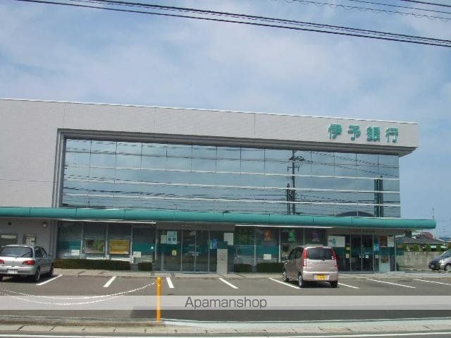その他　伊予銀行空港通支店（その他）まで984m