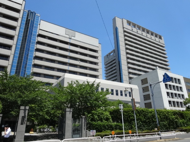大学・短大　名古屋市立大学医学部・看護学部（大学・短大）まで330m