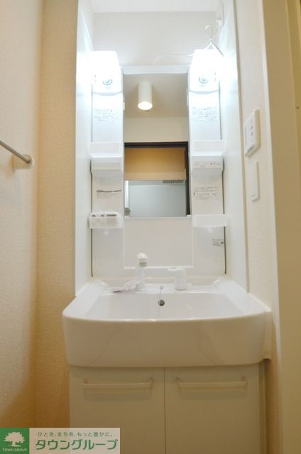 洗面設備　同一タイプ