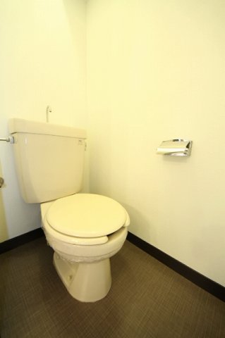 トイレ　シンプルで使いやすいトイレです