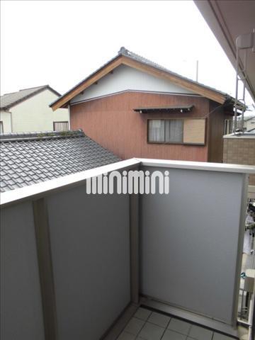 バルコニー　南向きのベランダです