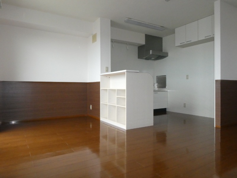 居室・リビング　リビングは１２．５帖で広々♪