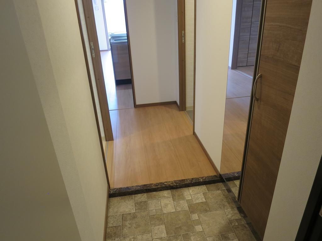 玄関　類似物件参考画像