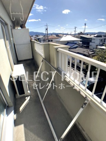バルコニー　バルコニーがあります