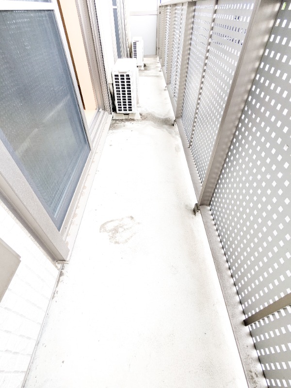 バルコニー　図面と現状に相違がある場合には現状を優先