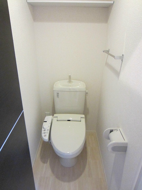 トイレ　同仕様参考写真