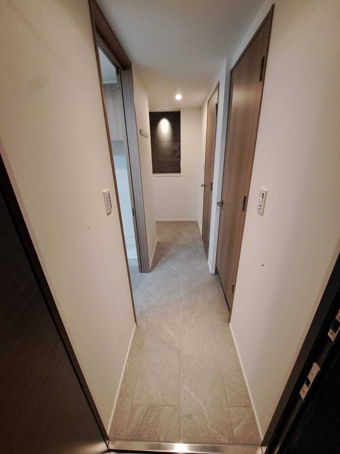 玄関　シンプルで使いやすい玄関です