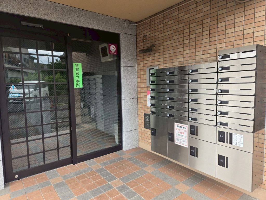 エントランス　エントランス