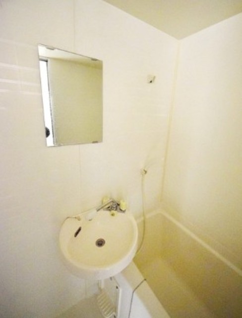 洗面設備　他部屋参考。