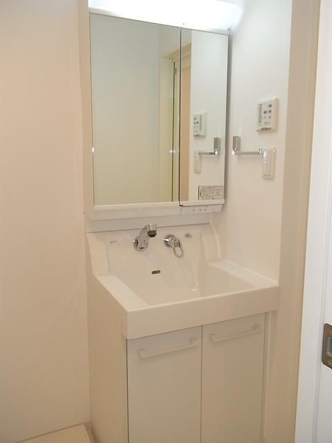 洗面設備　独立洗面台