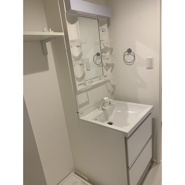 洗面設備　※別室の参考写真の為、現況優先です。