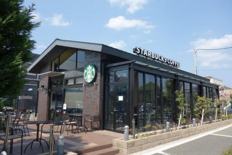 飲食店　スターバックスコーヒー 西宮鞍掛店（飲食店）まで574m