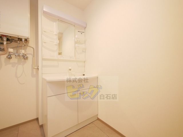 洗面設備　人気の設備シャンプードレッサーを完備しています♪