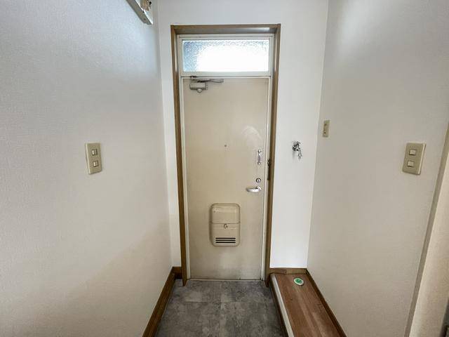 玄関　玄関です。