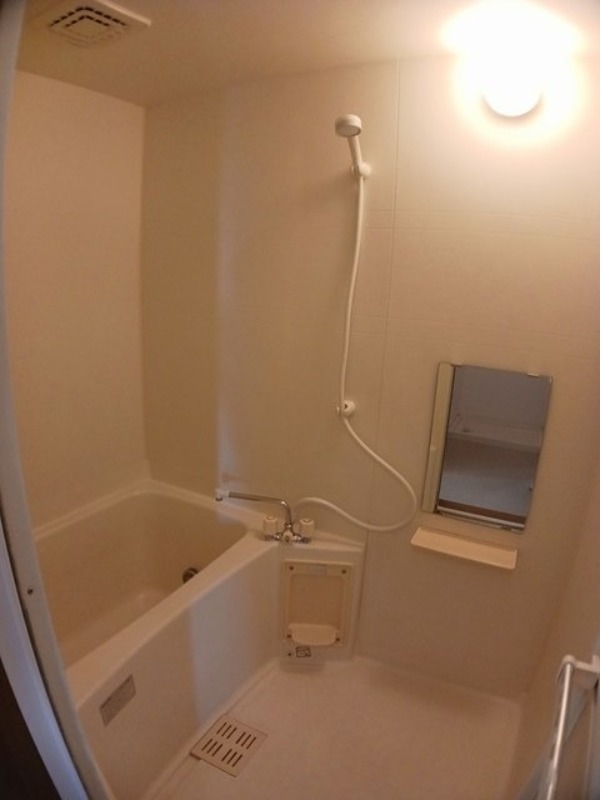 バス・シャワールーム　図面と現状に相違がある場合には現状を優先