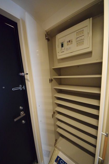 収納　オーキッドレジデンス神楽坂(反転タイプ参考写真)