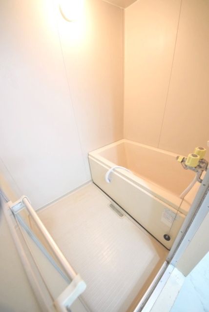 バス・シャワールーム　★バス・トイレ別★