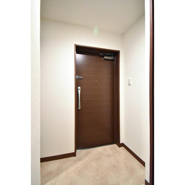 玄関　※別部屋のお写真になります