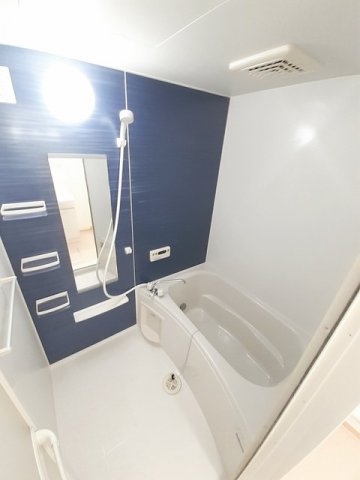 バス・シャワールーム　日々の疲れを癒すお風呂付です