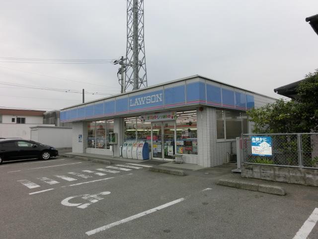 コンビニ　コンビニ（コンビニ）まで600m