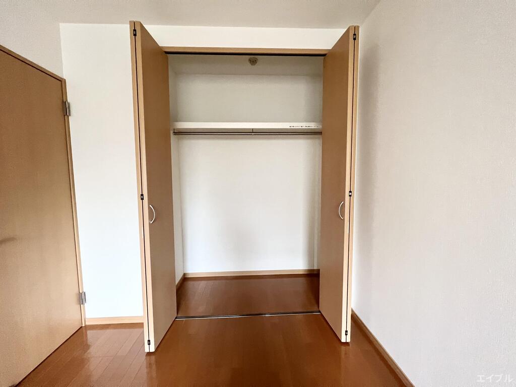 収納　※同物件、別号室の写真