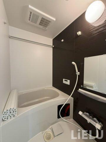 バス・シャワールーム　同シリーズ物件のモデルルームになります※現況優先