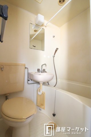 バス・シャワールーム　同型イメージ