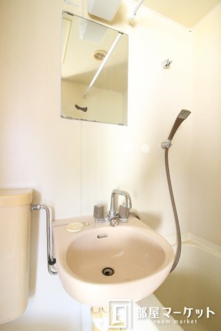 洗面設備　同型イメージ