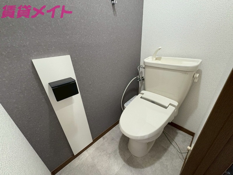 トイレ　別部屋参考写真です