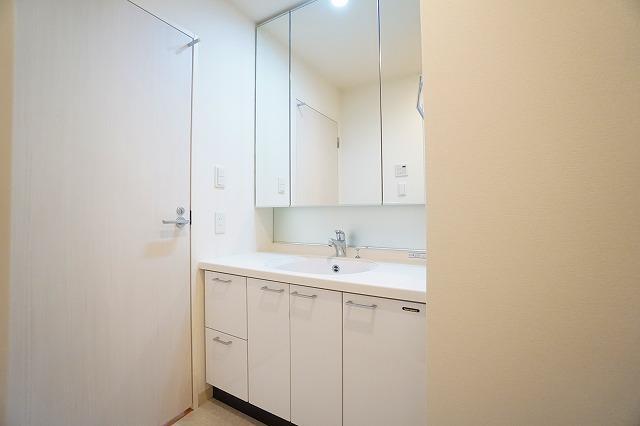 洗面設備　洗面所