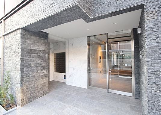 エントランス　☆高級感のあるエントランス☆