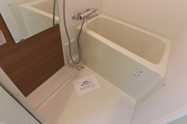 バス・シャワールーム　※別室の参考写真の為、現況優先です。