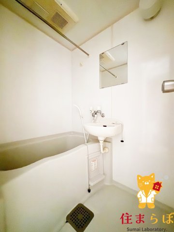 バス・シャワールーム　「見た目じゃなく、心に“しっくりくる”を大切に。」