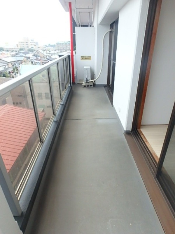 バルコニー　図面と現状に相違がある場合には現状を優先