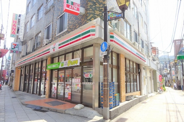 コンビニ　セブンイレブン長崎銅座町店（コンビニ）まで143m