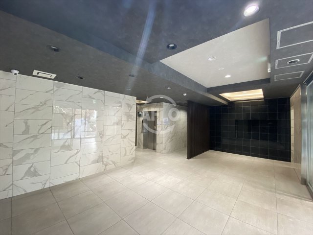 ロビー　リアライズ小路　ロビー