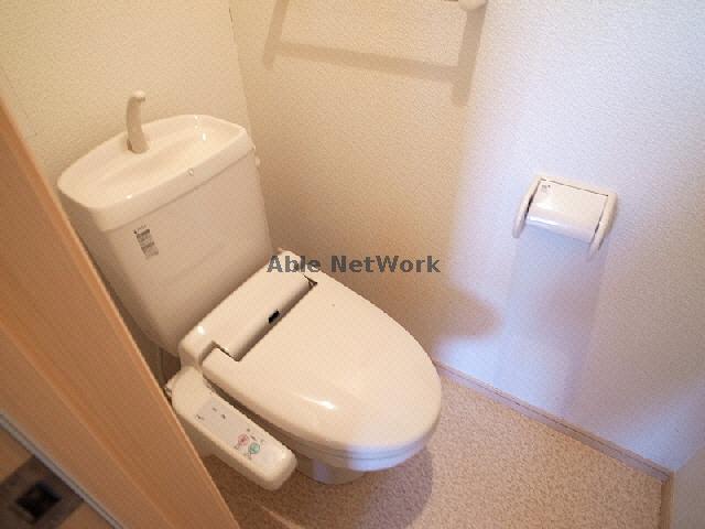 トイレ　トイレ