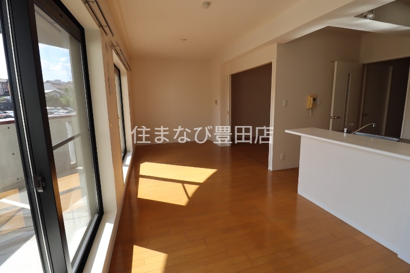 居室・リビング　同型タイプ