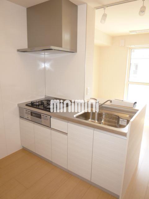 キッチン　開放的な対面キッチンです。