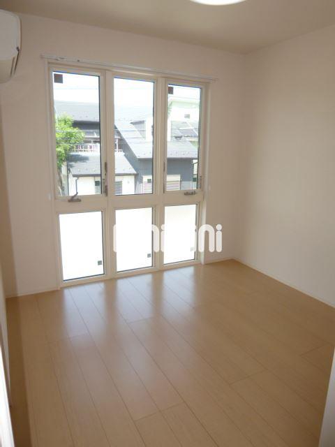 その他部屋・スペース　北側４．５帖の洋間です。