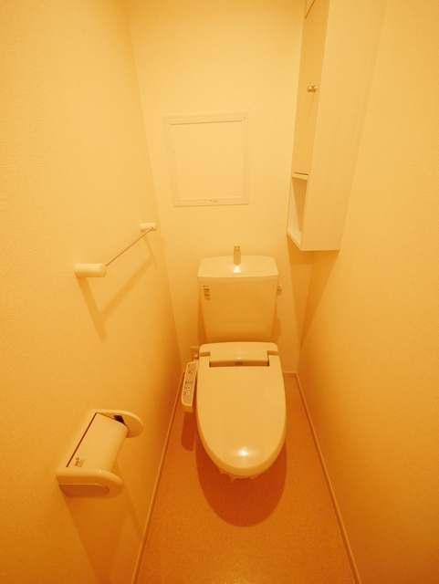 トイレ　★温水洗浄便座のトイレです★