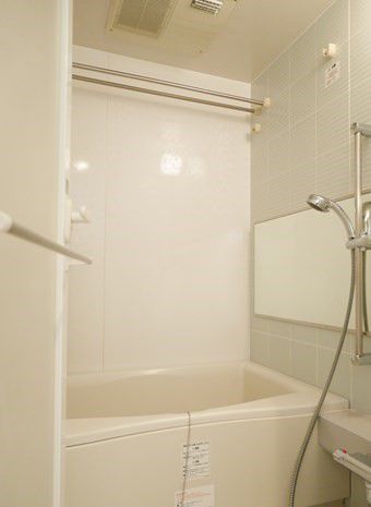 バス・シャワールーム　※別部屋参考写真