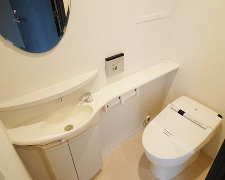 トイレ　※別部屋参考写真