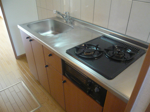 キッチン　※室内写真は103号室参照。