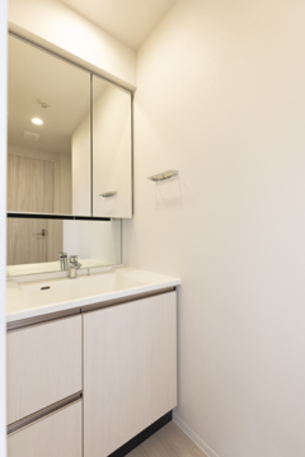 洗面設備　※写真は同タイプ住戸です。
