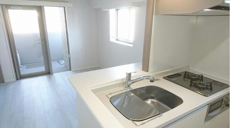 キッチン　※別号室の参考写真です。