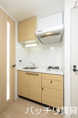 キッチン　※同マンション別部屋写真の為、現状優先。