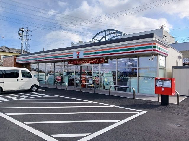 コンビニ　セブンイレブン大垣福田町店（コンビニ）まで750m