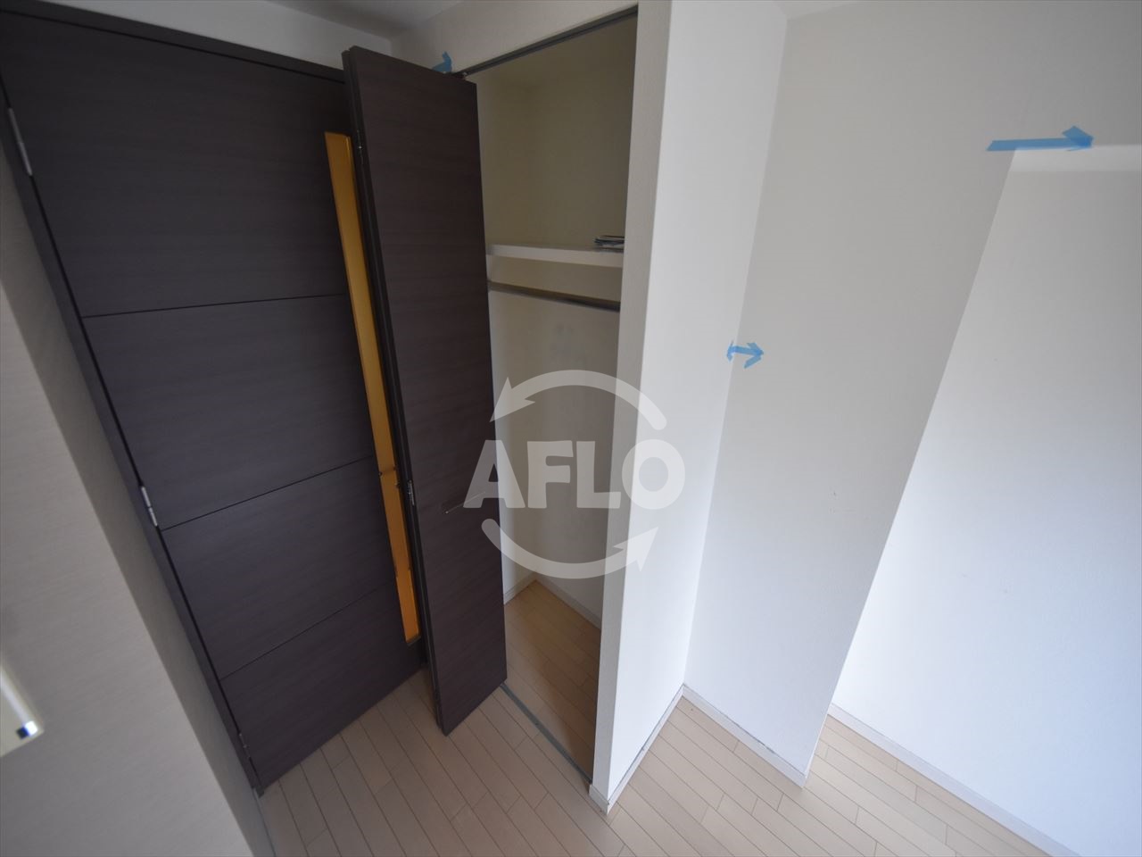 収納　レオンコンフォート本町東　クローゼット